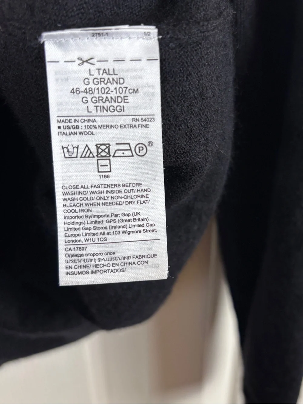 Banana Republic Men’s 100% Merino Wool Baruffa Italian Quarter Zip Sweater